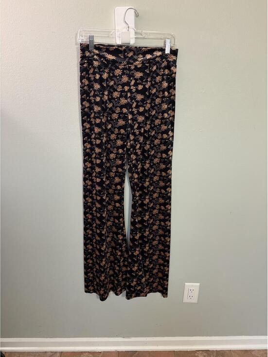 NATURAL LIFE Pants - Natural Life Black Floral Flare Velvet Pants Size M